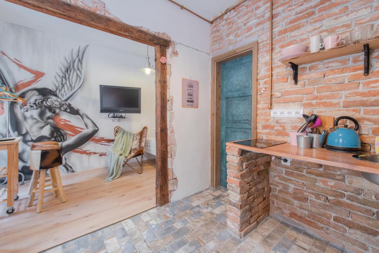 Accommodation At The Zeus Apartment Bratislava Exteriör bild